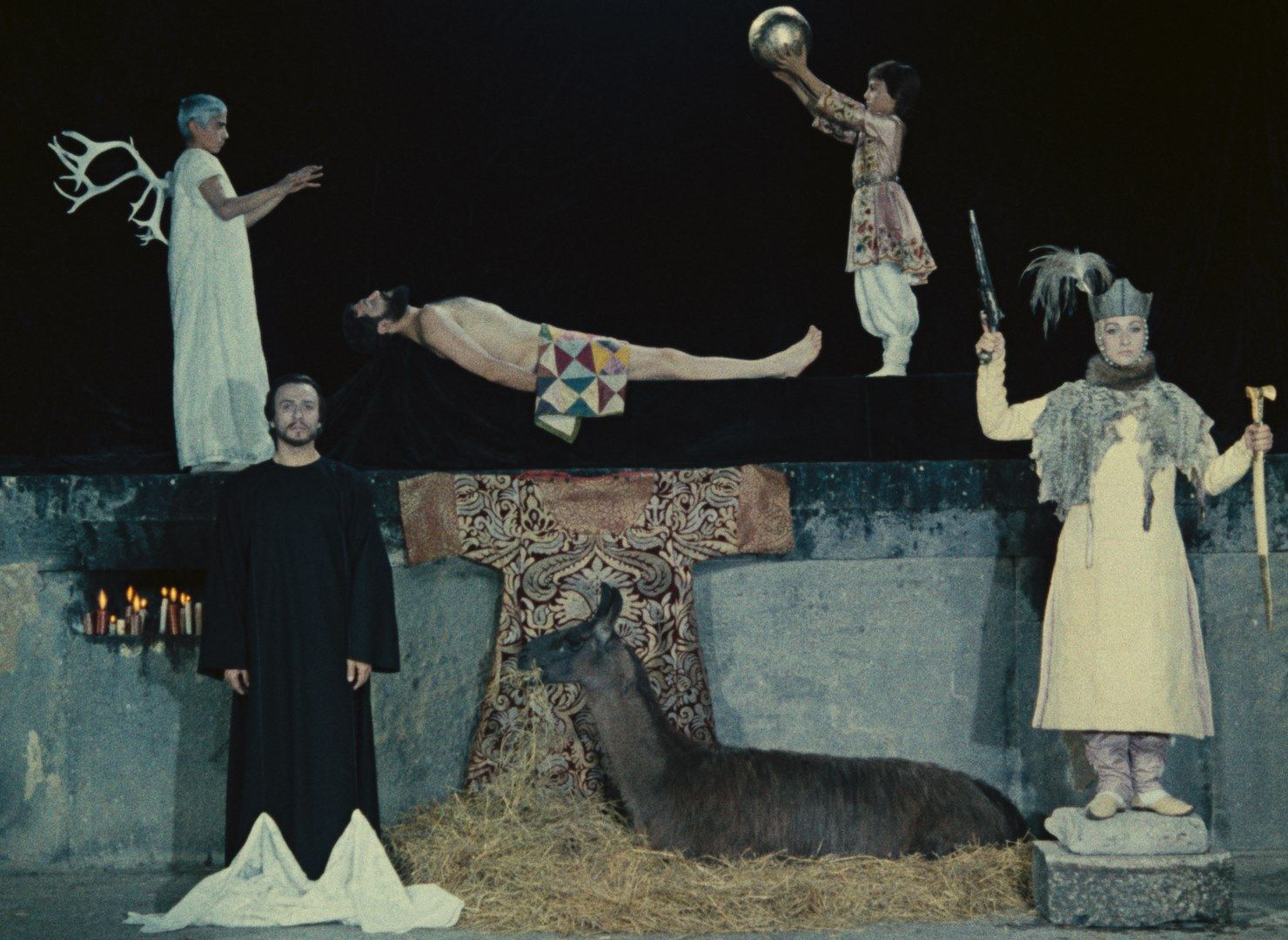 Кадр из фильма «Цвет граната» (режиссёр Сергей Параджанов, 1968)
