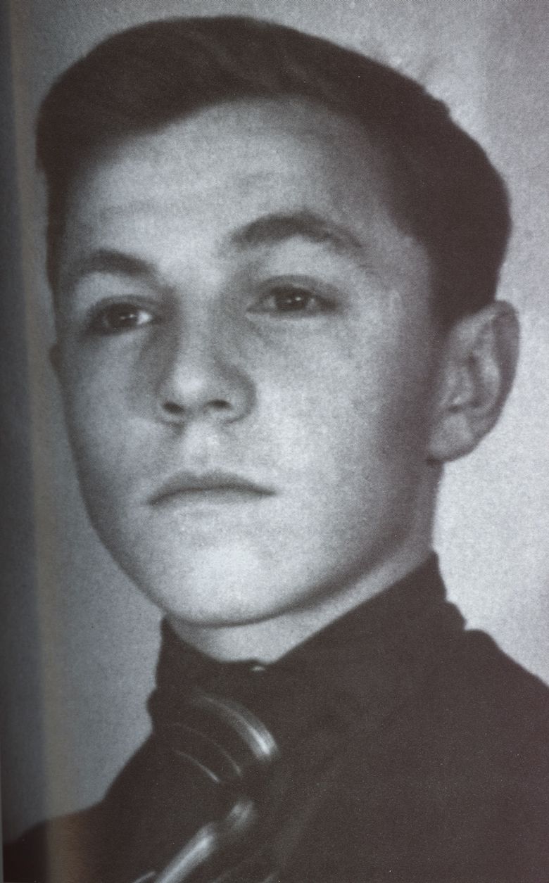 Михаил Ульянов в Омской театральной студии, 1945 г.