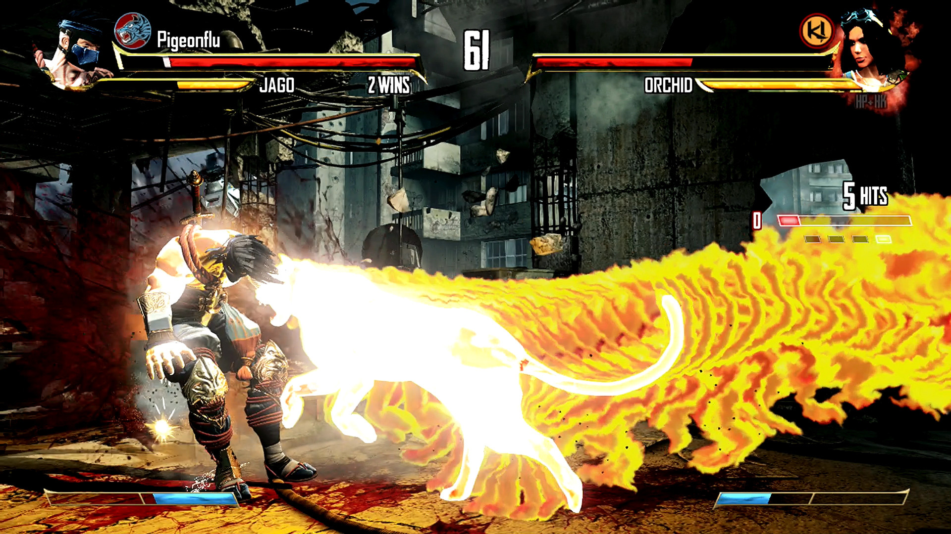 Комбо-брейкер&nbsp;— несколько приемов в&nbsp;файтинге, проведенных один за&nbsp;другим; бывалые набирают до&nbsp;20 ударов, лошки вроде меня&nbsp;— 7, но&nbsp;раскатистый рокот “COMBO BREAKER” приветствует каждого игрока Killer Instinct 