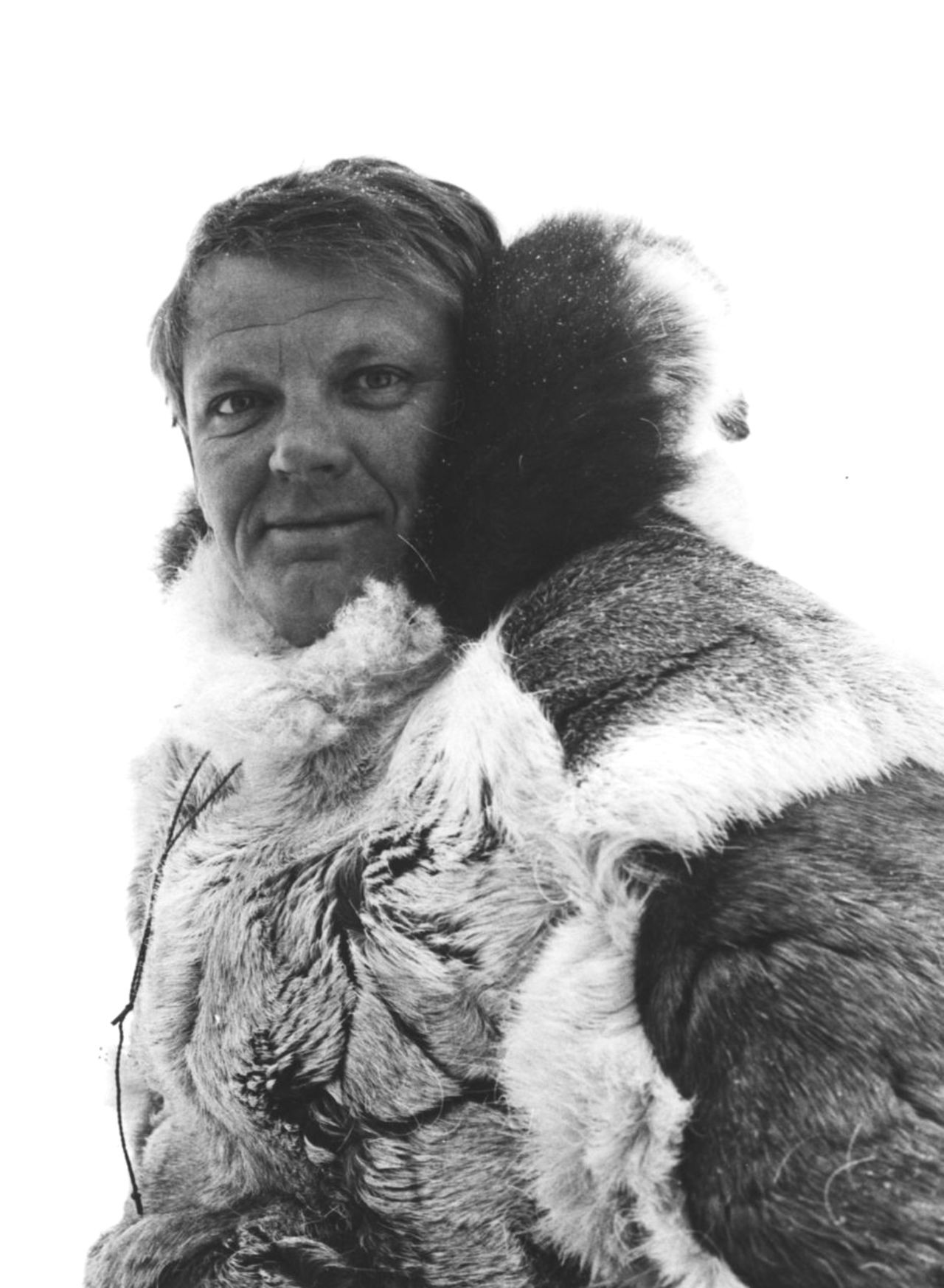 Йорген Роос на&nbsp;съемках фильма своего документального фильма об&nbsp;эскимосах Туле