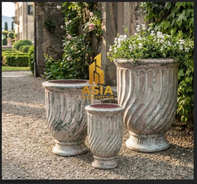 Glazed Ceramic Pots: Why Global Buyers Are Investing in Vietnam Ceramic Planters for Retail and Commercial Markets