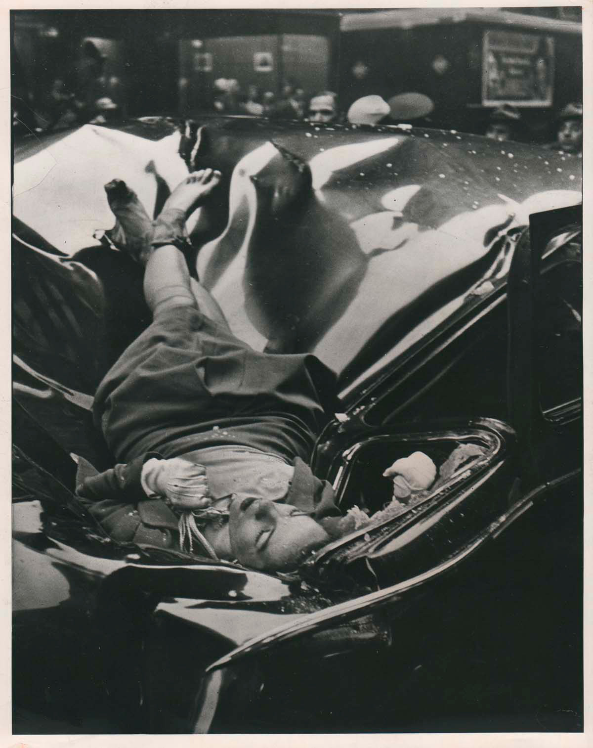 Роберт Уайлс фотография самоубийцы 1947&nbsp;г.