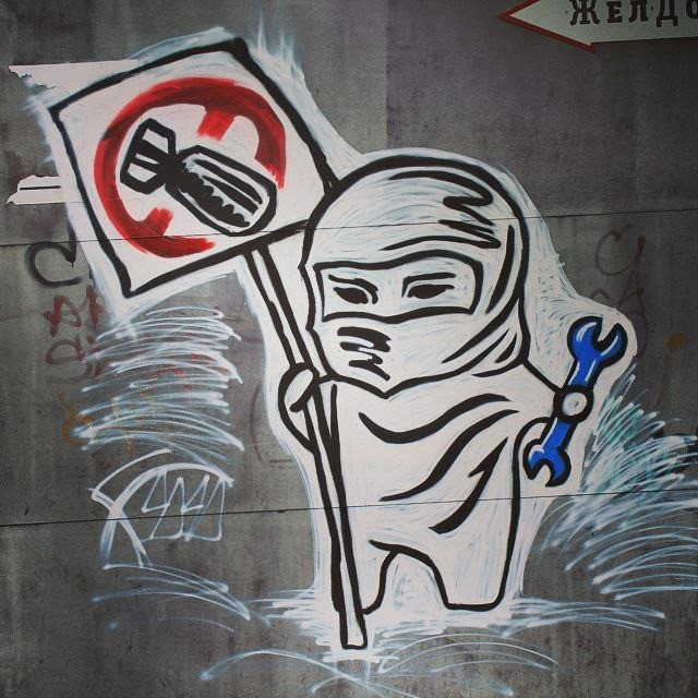 Statement from Russian-speaking anarchists to Western anarchist initiatives: listen to the Ukrainian comrades!