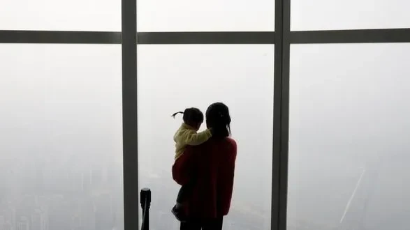 Завести семью и родить детей — большая проблема в Южной Корее.