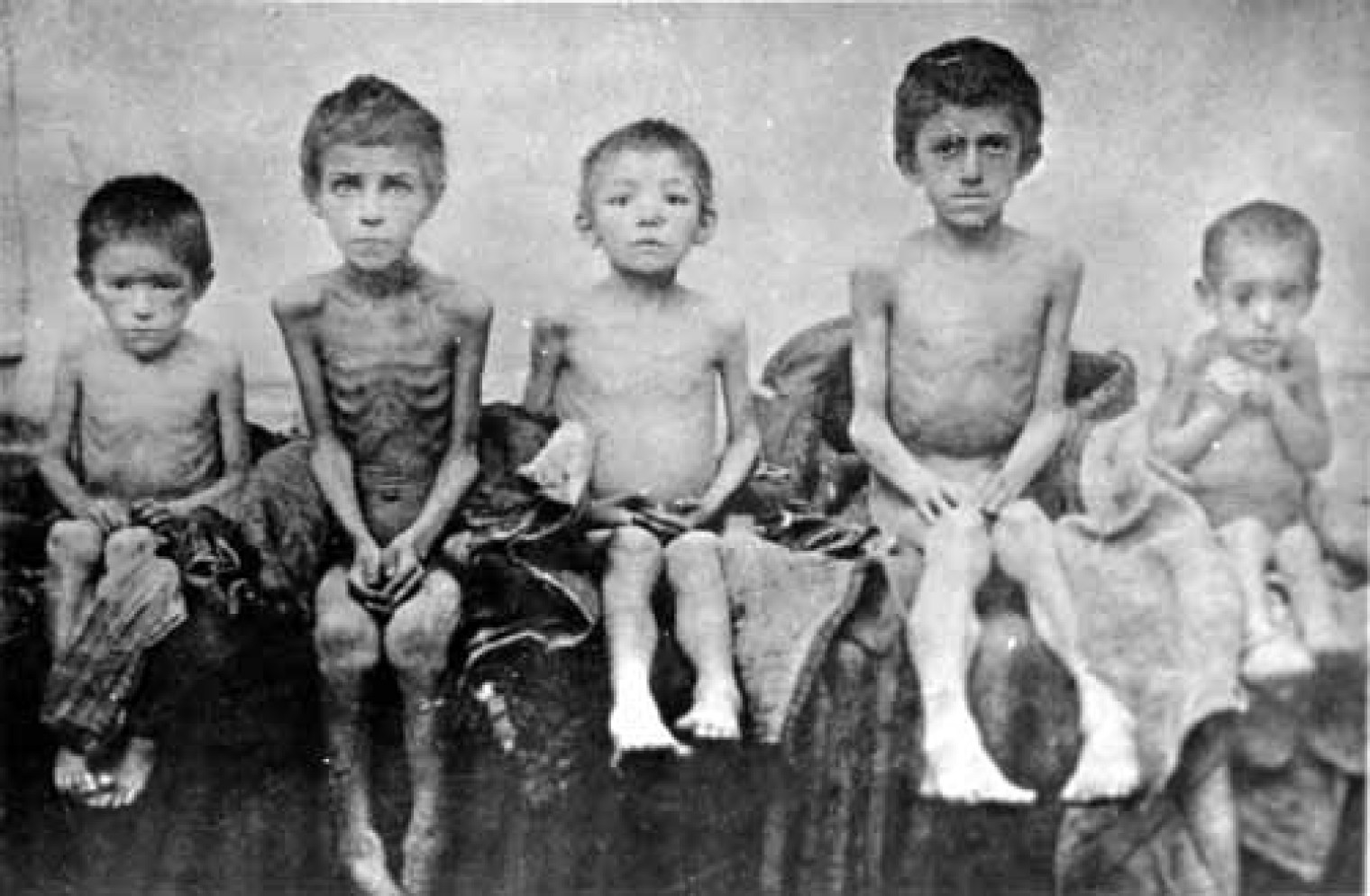 Голодающие дети. Бердянск, 1922&nbsp;г.