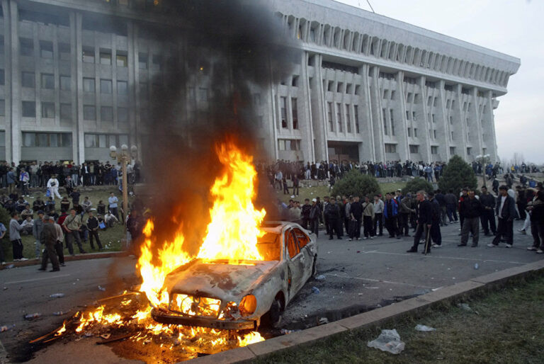 «Тюльпановая революция» 2005&nbsp;года