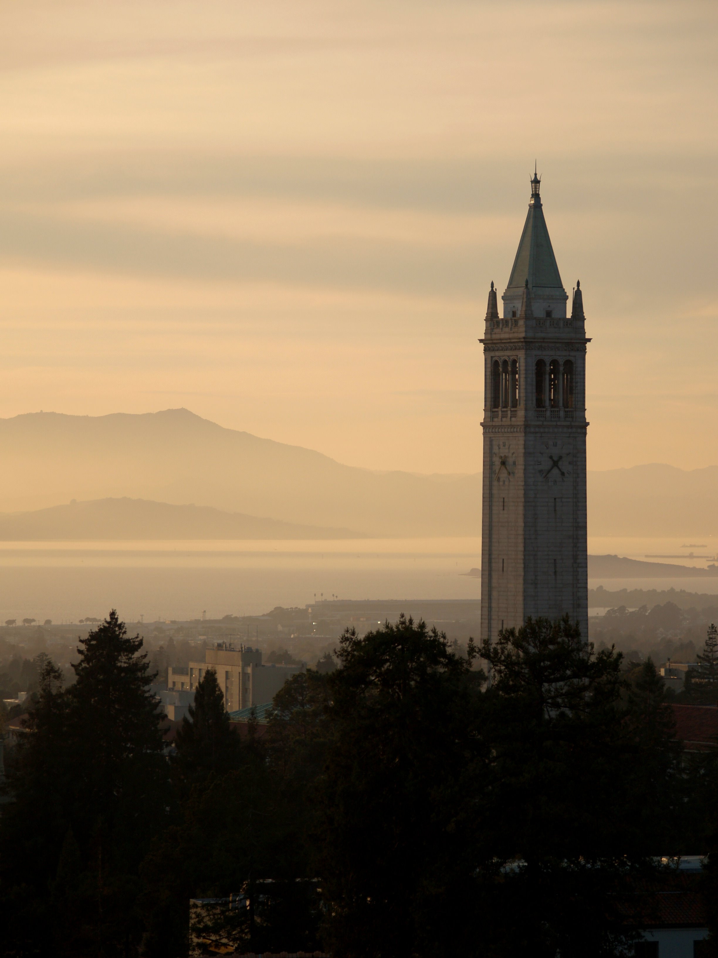 Sather Tower, Университет Беркли, США