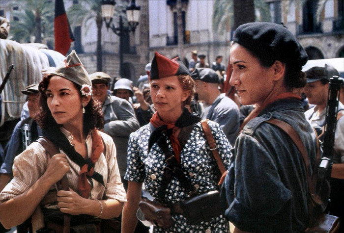 Кадр из&nbsp;фильма «Анархистки» (Libertarias). 1996. Испания. Реж. Висенте Аранда
