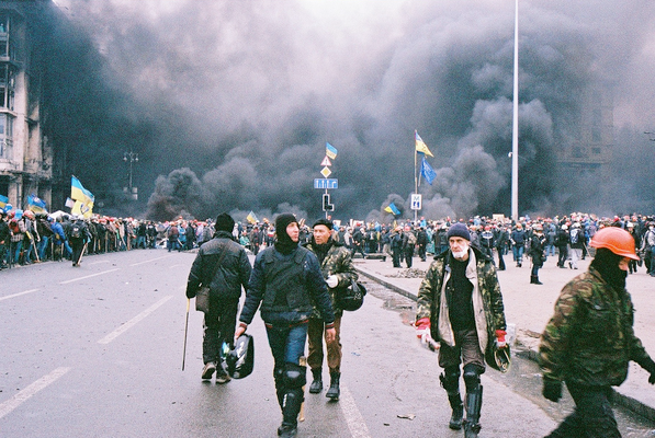 Всемирная толпа как обещание демократии: Сюзан Бак-Морс о Майдане
