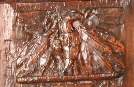 Изображение орла с&nbsp;расправленными крыльями на&nbsp;нормандском сундуке начала XVII века БСИИ ASG, инв. № 20-1625