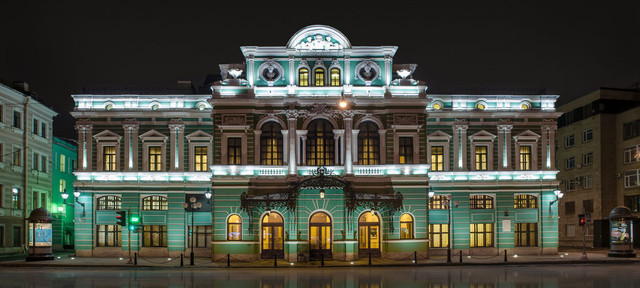Театровед в поисках театра