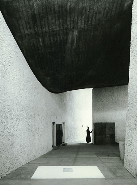 Ezra Stoller. Notre-Dame du Haut, Ronchamp, Le Corbusier.