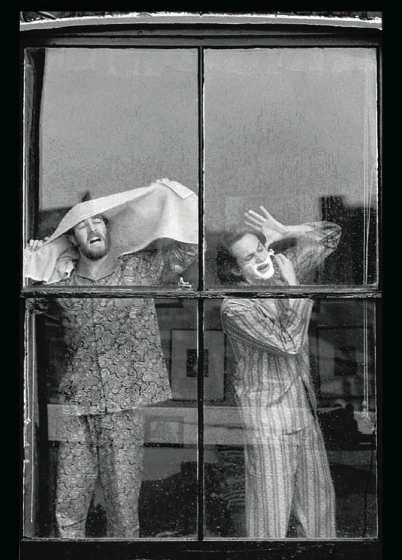 Pyjamas / Shaving, 1971Фотографии из&nbsp;книги Arrested британского визионера