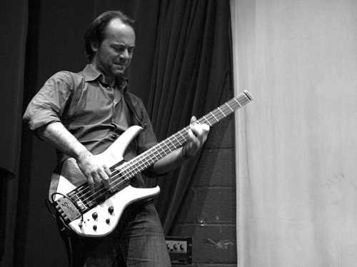 Марино Плиакас: «Я не басист, а гитарист, играющий на бас-гитаре»