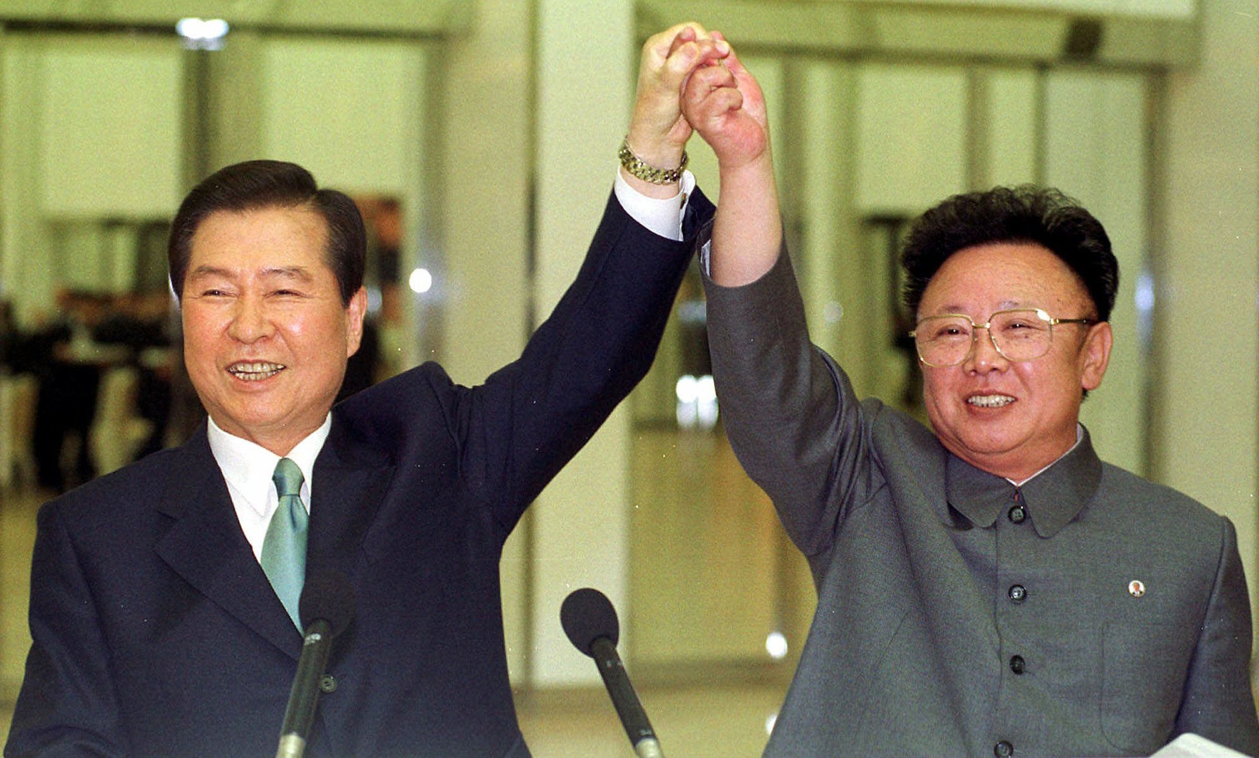 Историческая встреча лидеров двух Корей 