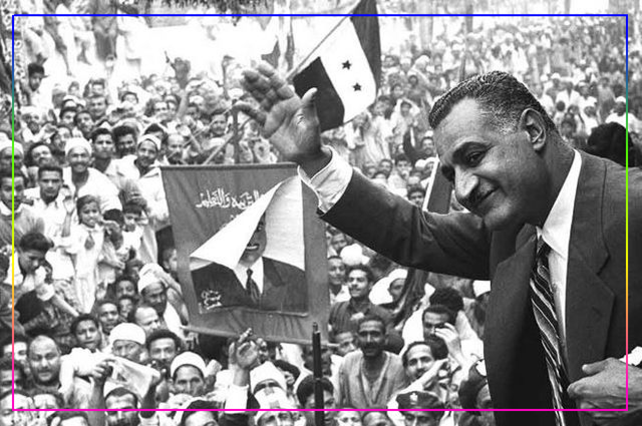Президент Египта Гамаль Абдель Насер машет толпе в Мансуре из вагона поезда, 1960. Источник: http://nasser.bibalex.org/Photos/PhotosMain.aspx?x=3&amp;lang=en