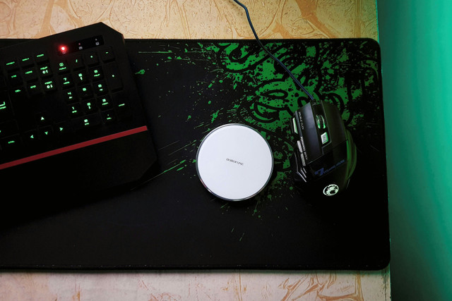 Precision Gaming Accessories and Smart Card Protection for Players