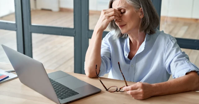 How Customer Service Teams Lose Control of Difficult Conversations