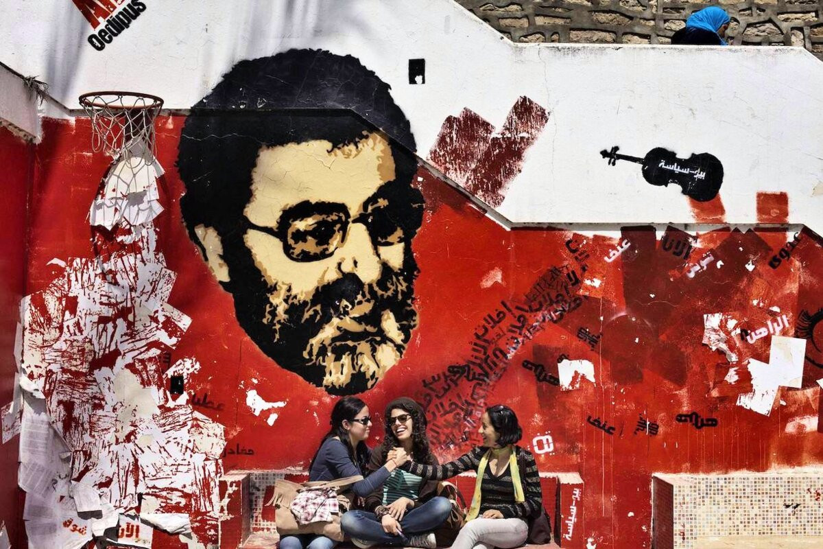 Граффити с&nbsp;изображением Махди Амеля. Творческий коллектив Ahl alKahf. Тунис, 2012.