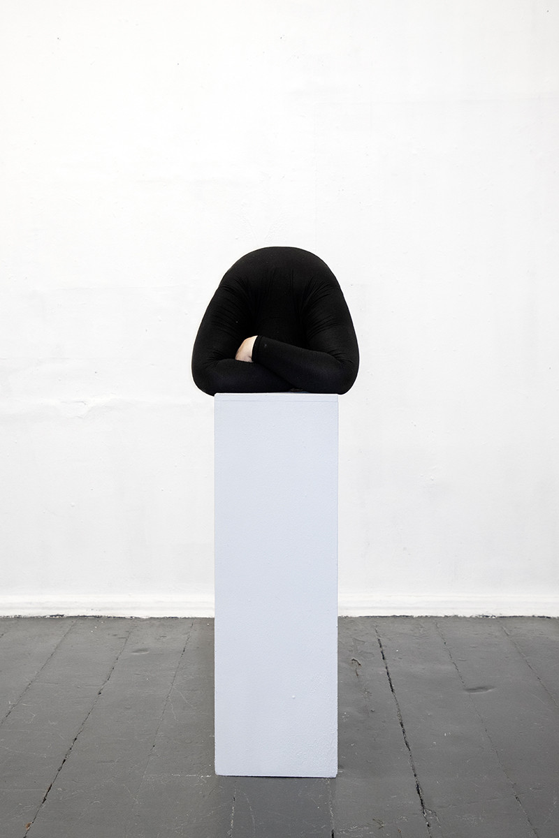 Анастасия Богомолова, из&nbsp;мерцающей серии «Место для жеста», 2022.Серия создана художницей для проекта Reside / Sustain.