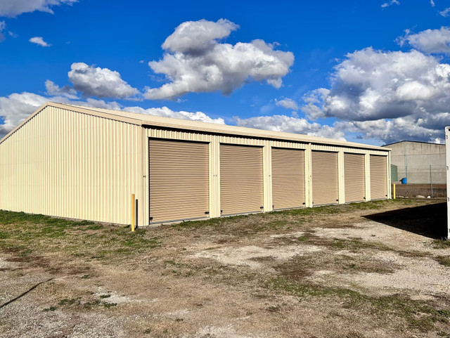 Big Storage Units & Container Hire for Extra Space