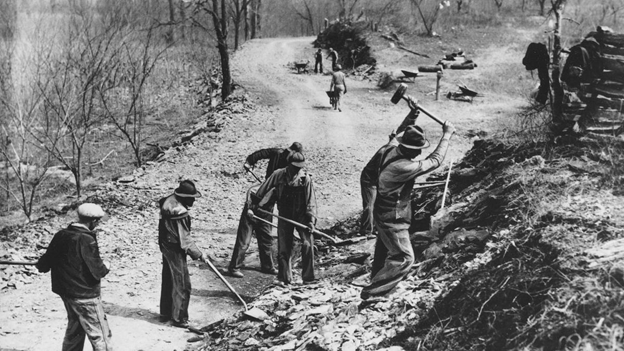 Строительство новой дороги в&nbsp;Теннеси в&nbsp;период Великой Депрессии, 1936&nbsp;г.