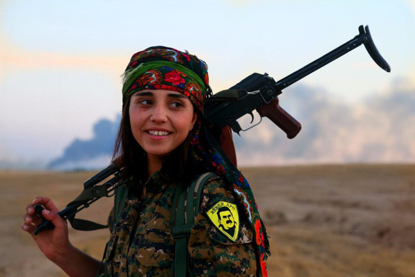 «Жизнь без государства». Интервью с авторами сборника о курдских революционерах