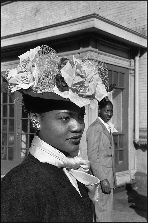 Henri Cartier-Bresson, Easter Sunday, Harlem, New York, 1947