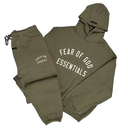 Essentials Tracksuit UK Style Guide for 2026