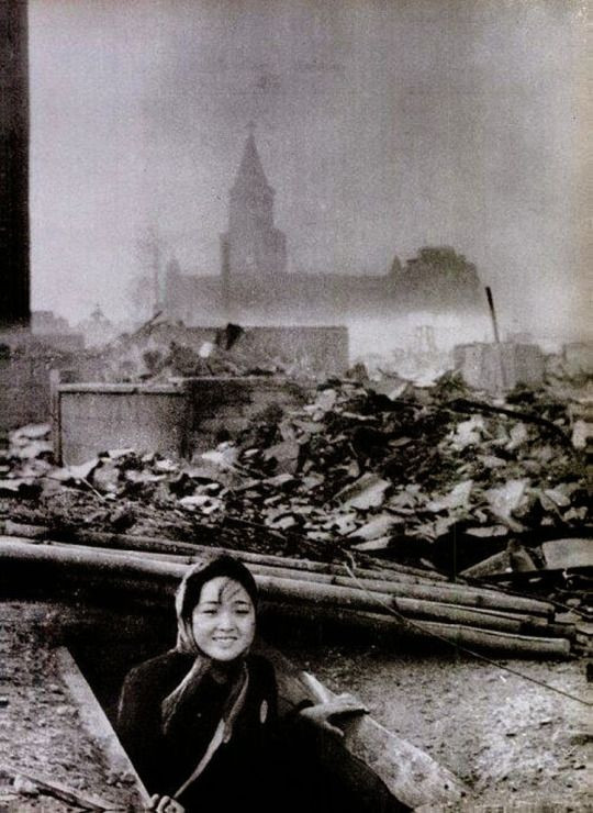 Ёсукэ Ямахата. Выжившая после ядерной бомбардировки. 1945&nbsp;год. Courtesy: https://tinyurl.com/vxaamjz