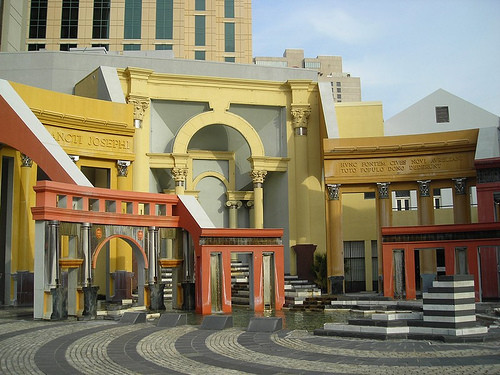 Пьяцца д'Италиа в&nbsp;Новом Орлеане, Чарльз Мур