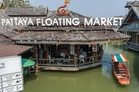 Pattaya Floating Market Guide 2026: Tickets, Attractions & Travel Tips