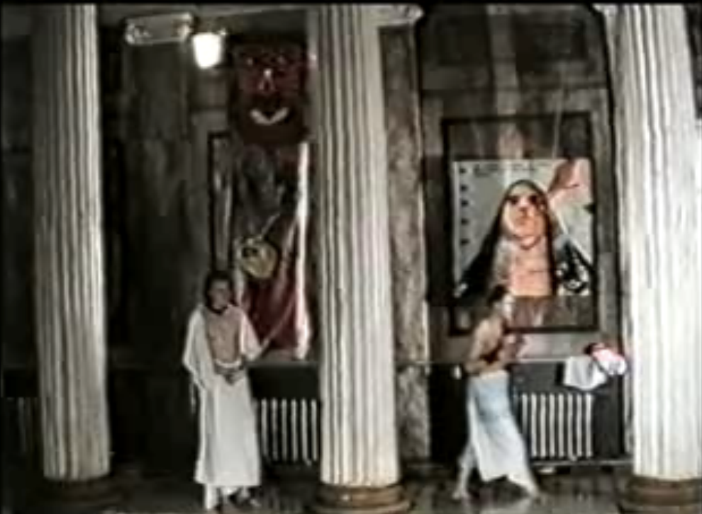 Стоп-кадр из&nbsp;видео «Выставка-акция “В&nbsp;Сандуновских банях”» (http://www.conceptualism-moscow.org/page?id=446)
