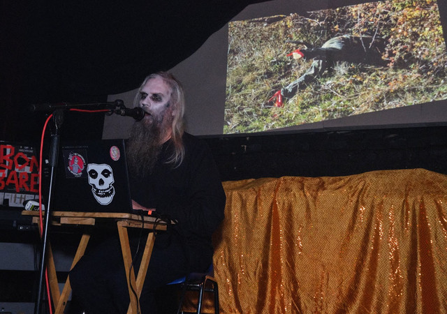 on the queerness of the dead (necromeditation)