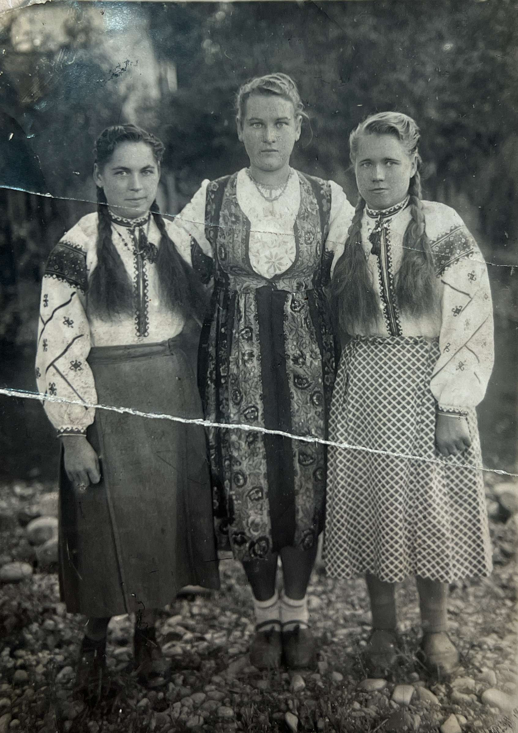 Первое поколение украинцев в&nbsp;г.&nbsp;Караганды. Фото предоставлено Ольгой Стасюк.