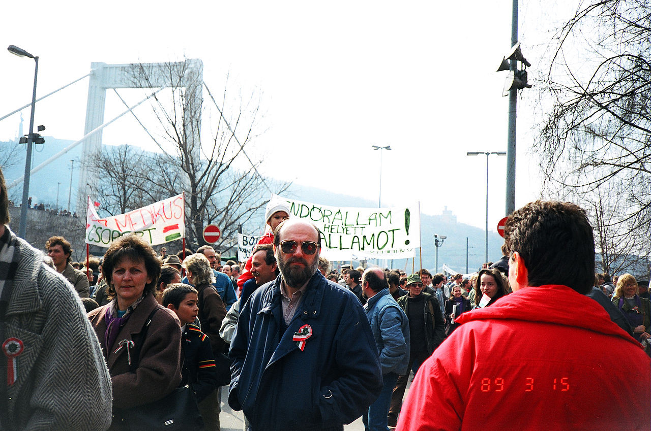 Митинг оппозиции. Венгрия, март 1989