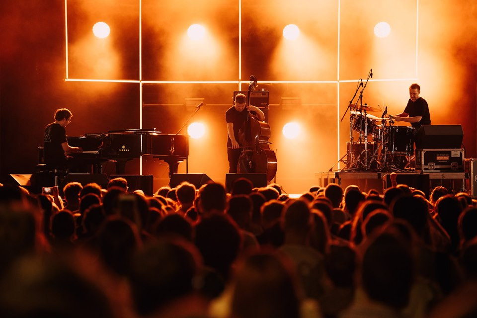 © Фотограф&nbsp;— Арсений Горшенин. GoGo Penguin на&nbsp;фестивале Chess & Jazz 2019