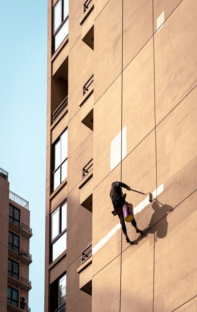 7 Signs Your Home Needs Exterior Painting in Zephyrhills, FL