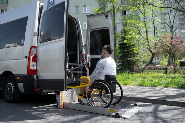 How to Choose the Top and Safe Hospital Transfer Transportation