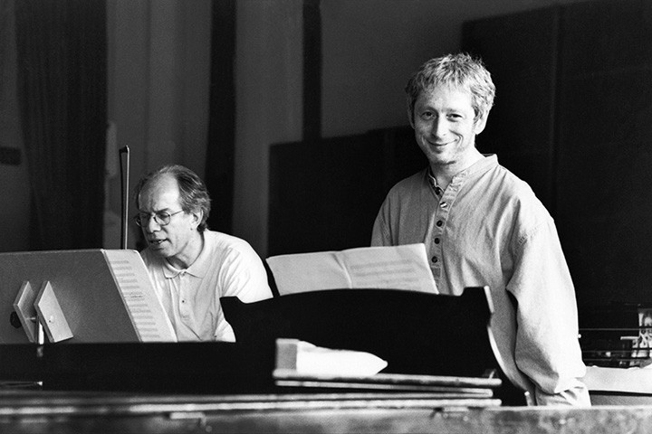 Леонид Десятников с&nbsp;Гидоном Кремером в&nbsp;1999&nbsp;году. Фото: Alexandra Kremer-Khomassouridze / Lebrecht Music & Arts / Diomedia