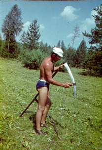 Дед на&nbsp;покосе, 1968 // из&nbsp;архива автора