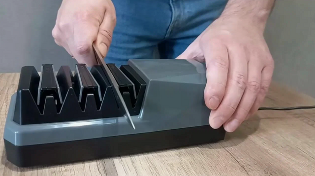 Industrial Blade Maintenance: The Ultimate Sharpening Guide