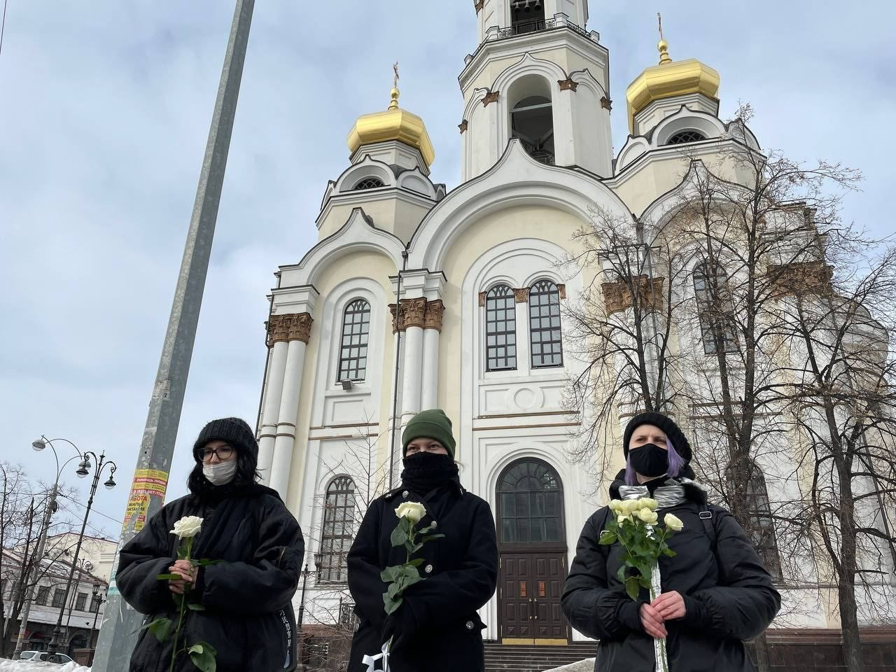 «Женщины в&nbsp;чёрном» на&nbsp;акции против войны в&nbsp;Украине, Екатеринбург