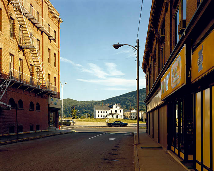 Holden Street, North Adams, Massachusetts, July 13, 1974, 1974 © Stephen Shore, courtesy 303 Gallery, New York