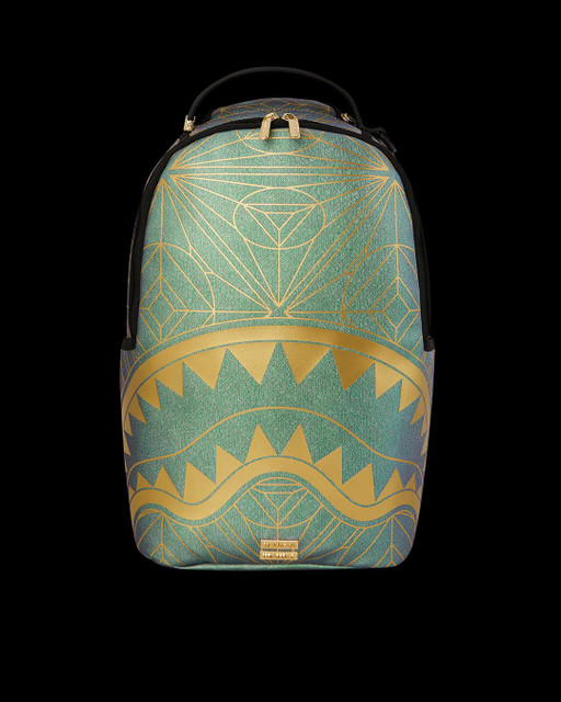 How to Incorporate a Sprayground Backpack Into Your Daily Routine