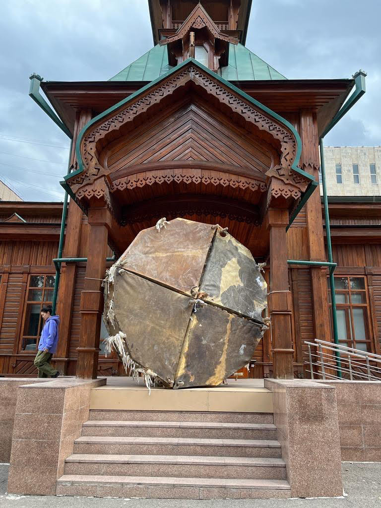 Sound off exhibition (curator Vlad Sludsky) of group Kyzyl Tracktor in the frame of the 1st Korkut Biennale of Sound Art and New Music. Ykhlas Museum of Folk Musical Instruments, Almaty. 7 October&nbsp;— 5 November, 2022.