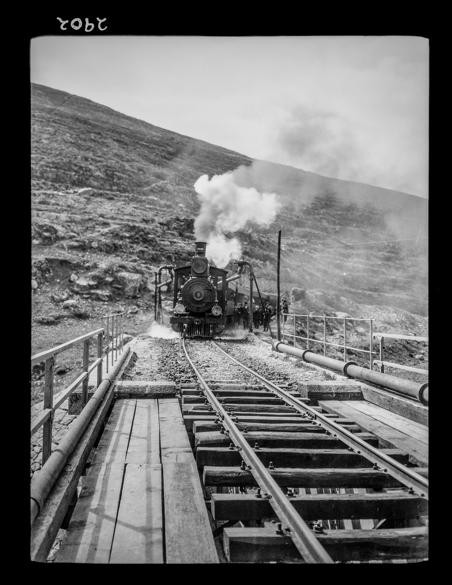  Яффо-Иерусалим. Поезд в Батире. Подъем на крутой подъем. 1920–1937