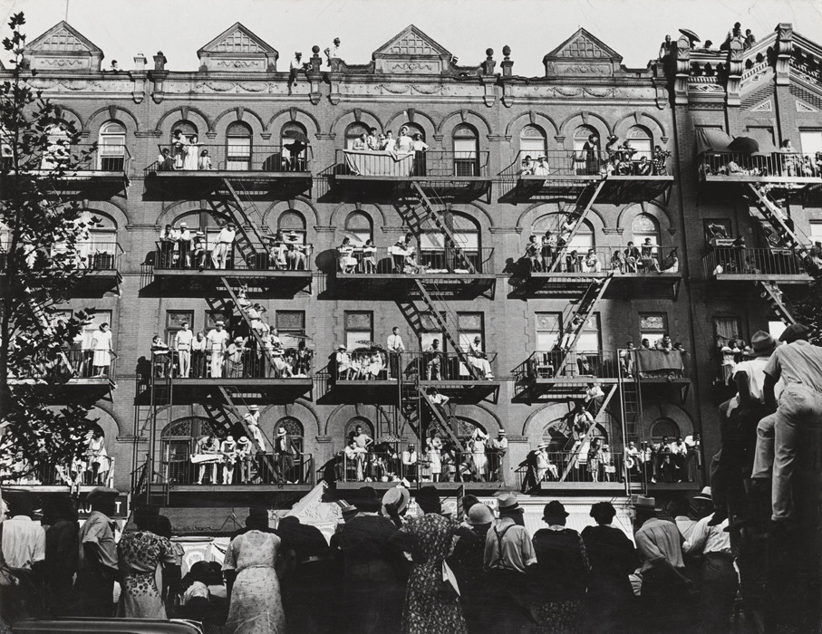 Jack Manning, Elks Parade, Harlem, 1939 © Estate of Jack Manning