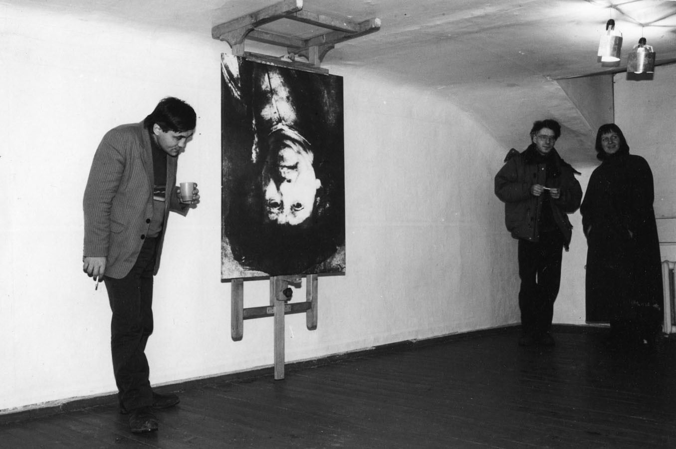 Выставка «Переворот в&nbsp;искусстве». Галерея в&nbsp;Трёхпрудном переулке, 1993 