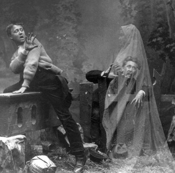Фотография привидения. 19 век.